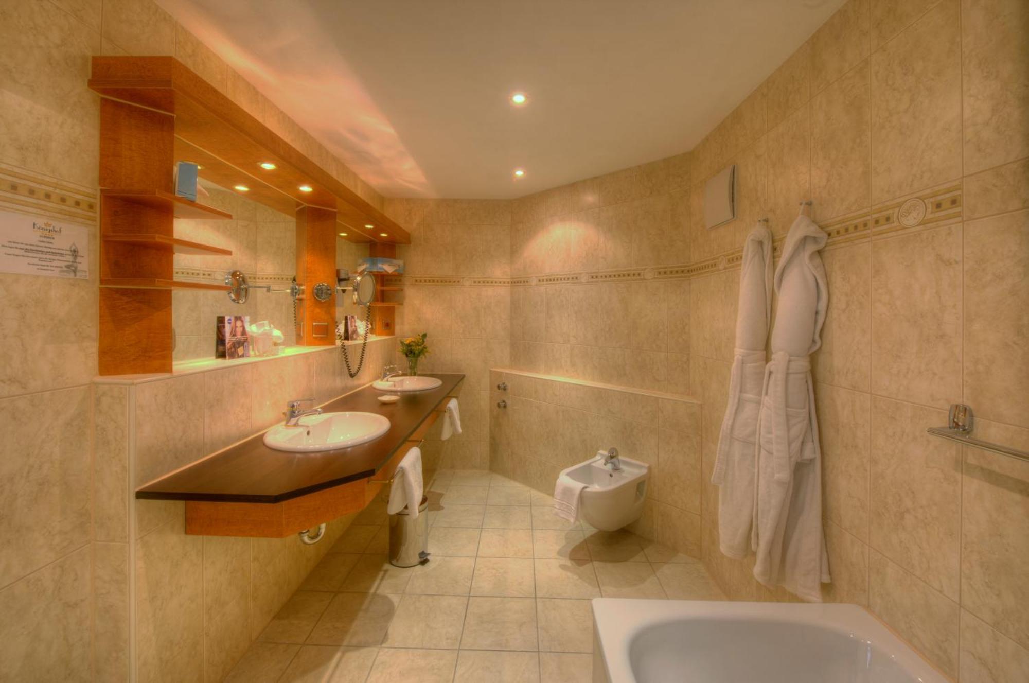 Koenigshof Hotel Resort اوبرستوفن المظهر الخارجي الصورة