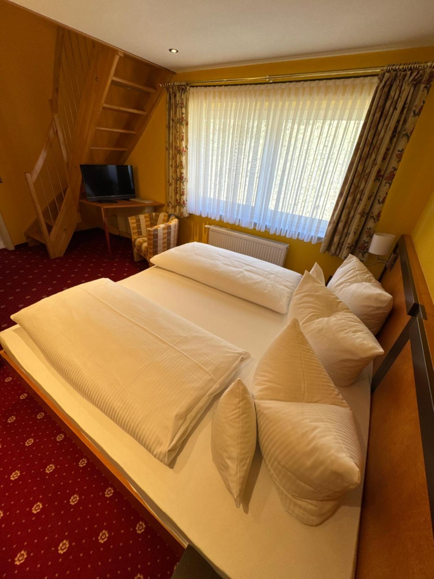 Koenigshof Hotel Resort اوبرستوفن المظهر الخارجي الصورة